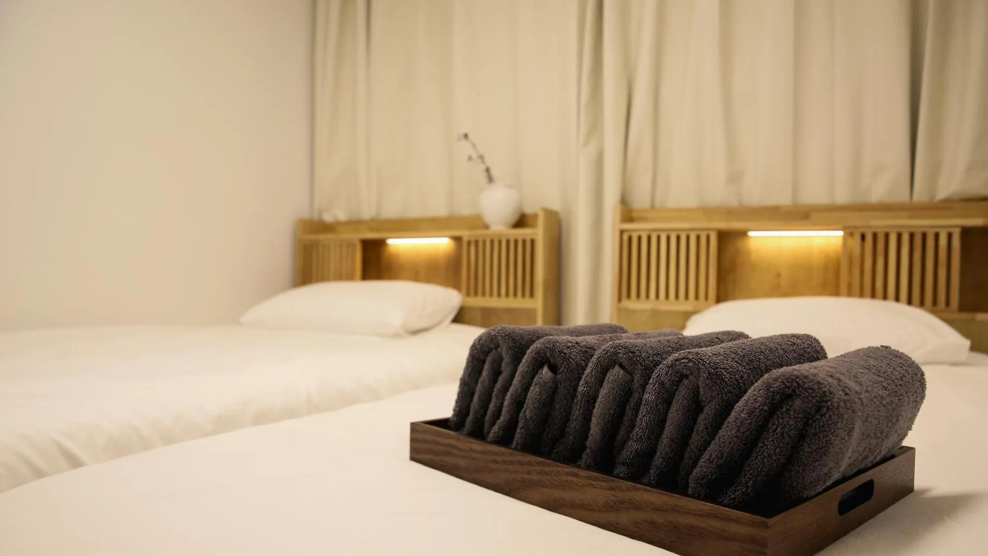 3Br 2Bath 5Bed For Big Group 1F Apartment Seoul