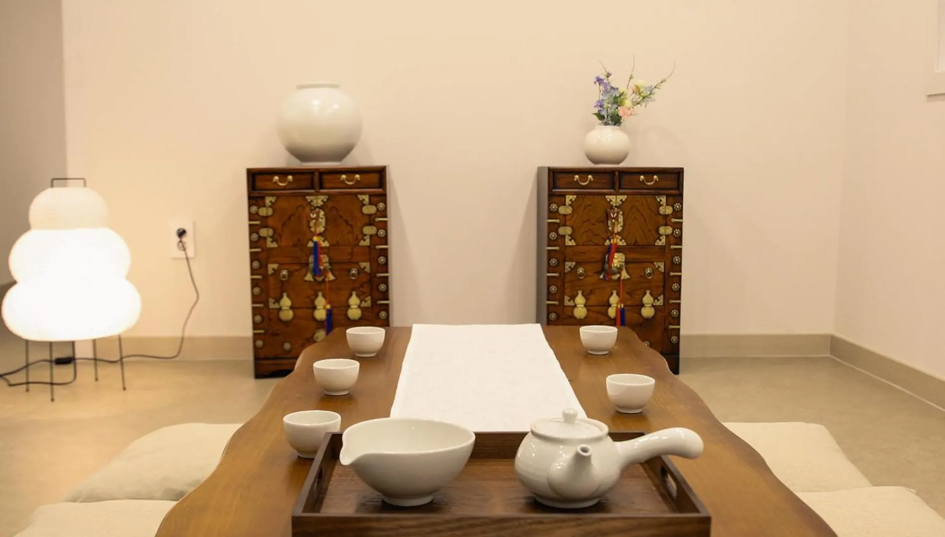 3Br 2Bath 5Bed For Big Group 1F Apartment Seoul