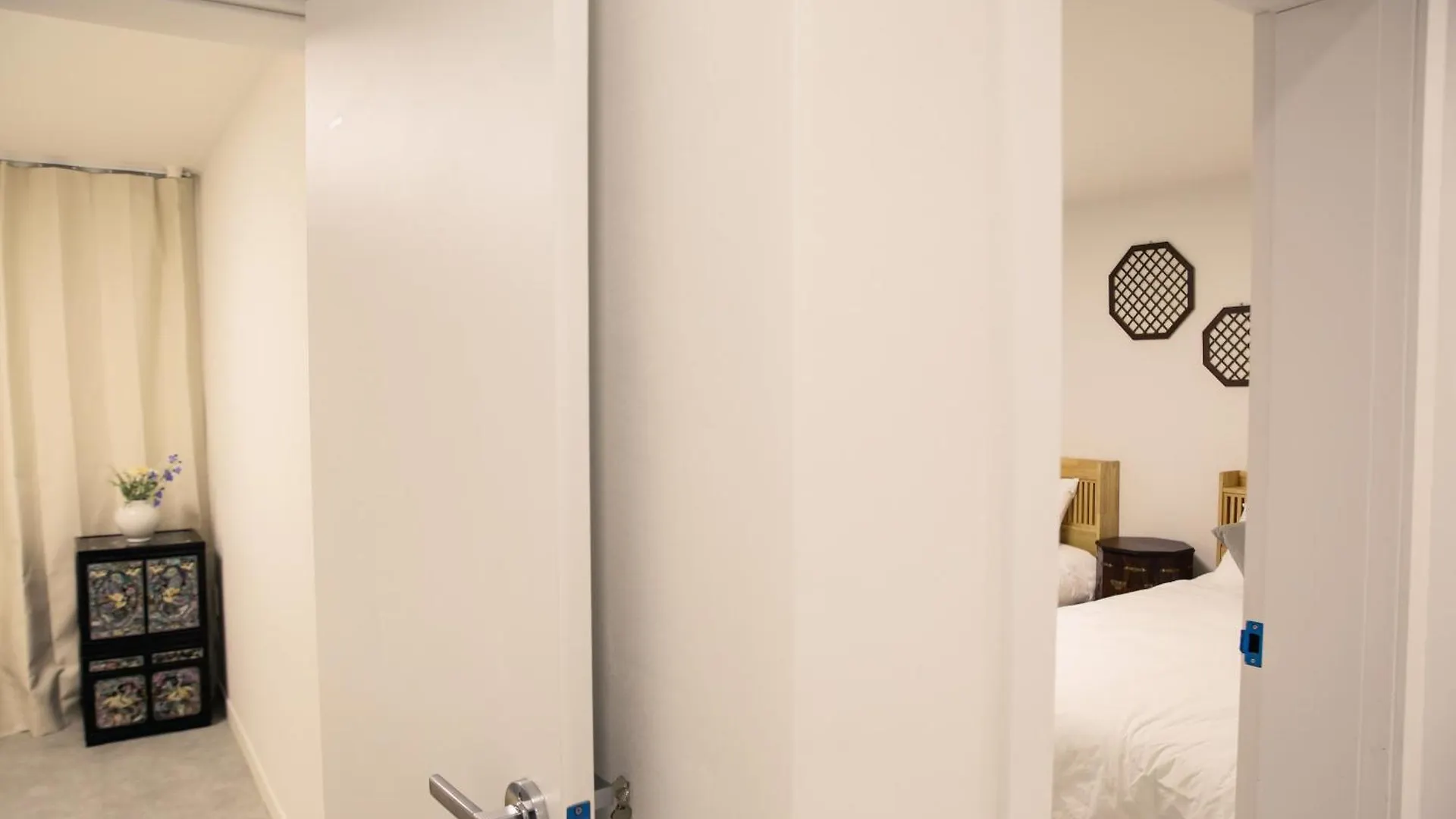 3Br 2Bath 5Bed For Big Group 1F Apartment Seoul South Korea